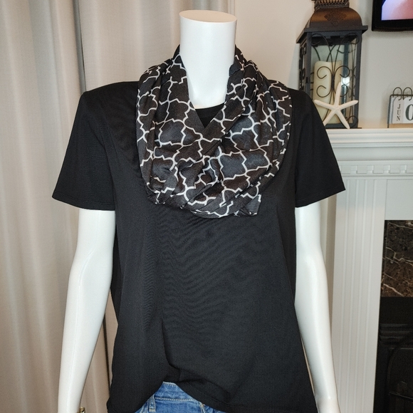 3 SCARFS, BLACK / WHITE BUNDLE - Picture 7 of 10